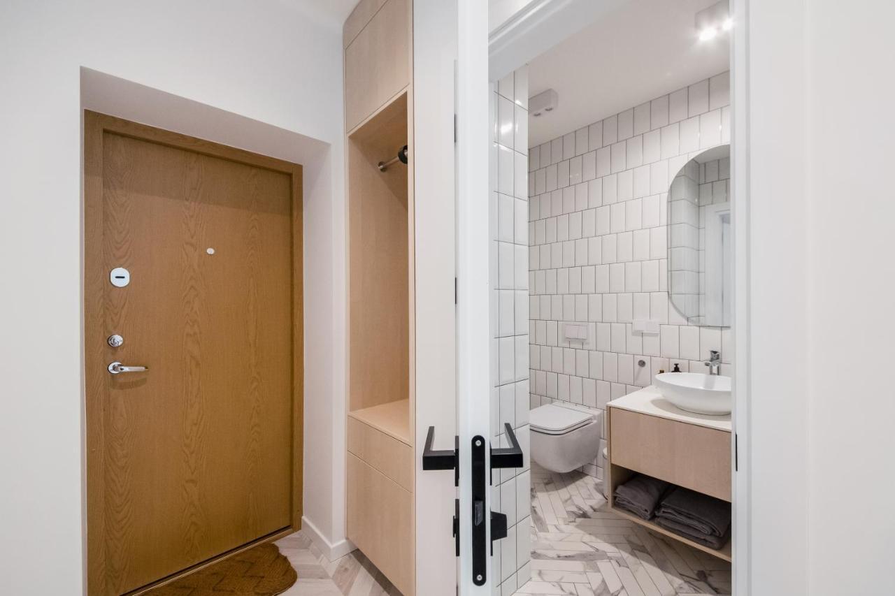 Central Apartment In Architectural Street Каунас Экстерьер фото